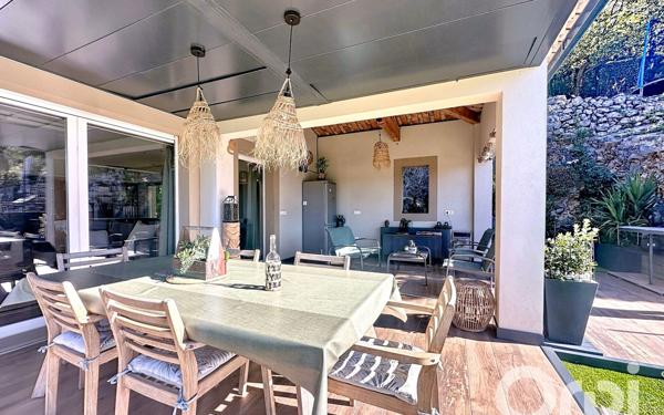 Maison à vendre    4 pièces •  La Roquette-sur-Var