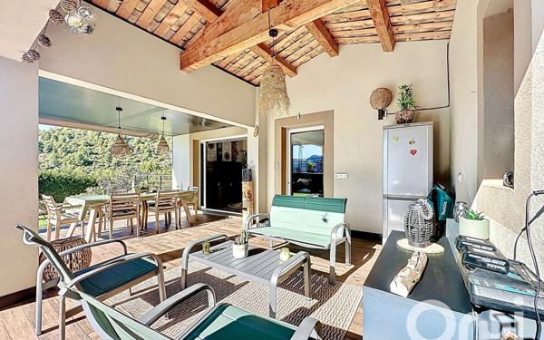 Maison à vendre    4 pièces •  La Roquette-sur-Var