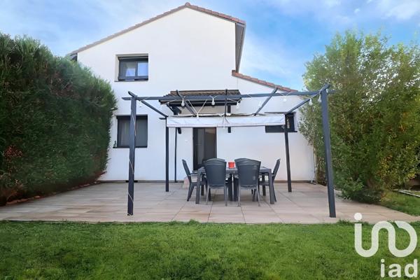 Maison à vendre 5 pièces 90 m² Le Chambon-Feugerolles