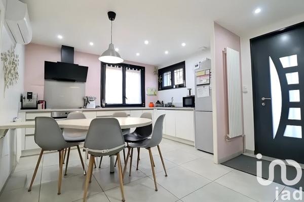 Maison à vendre 5 pièces 90 m² Le Chambon-Feugerolles