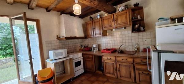 SECTEUR VIC-FEZENSAC maison de village avec jardin
