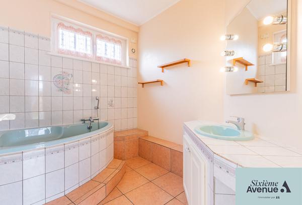 Maison 5 pièces 133.12 m2