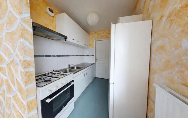 Appartement à vendre    5 pièces • 90,25 m2 Vaulx-en-Velin