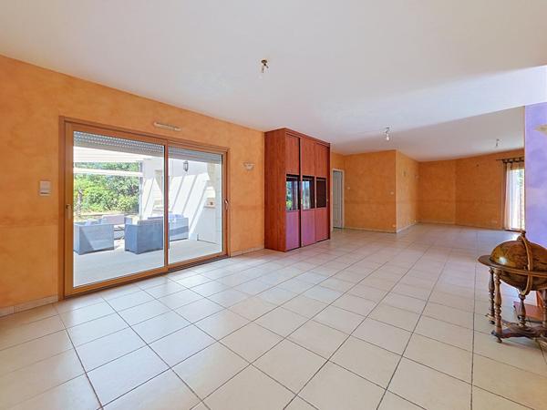 Maison de plain pied de 192m² Saint-Jean-De-Linières