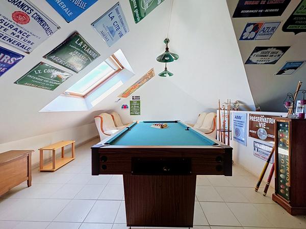 Maison de plain pied de 192m² Saint-Jean-De-Linières