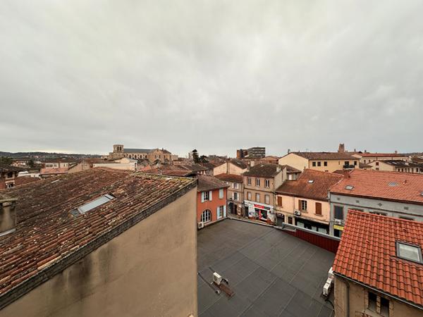APPARTEMENT T4 AVEC TERRASSE ET GARAGE