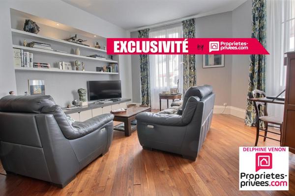 Exclusivité - Maison bourgeoise en hyper centre à Chateauneuf Sur Loire avec double garage, cave et dépendance