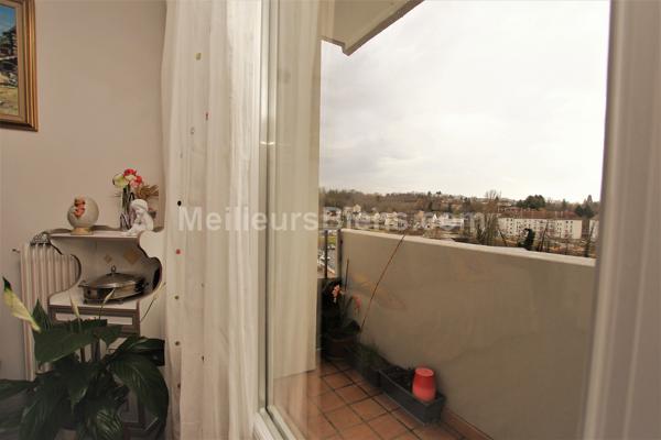 CUSSET A PROXIMITÉ DE TOUTES COMMODITÉS (PROCHE MAGASIN CARREFOUR)