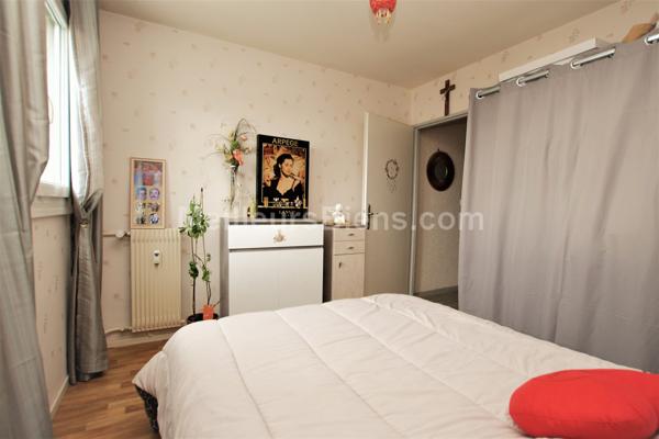 CUSSET A PROXIMITÉ DE TOUTES COMMODITÉS (PROCHE MAGASIN CARREFOUR)