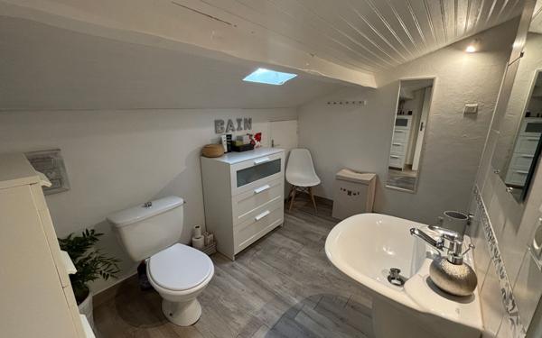 Maison à vendre    8 pièces •  Bédarrides