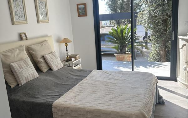 Maison à vendre    8 pièces •  Bédarrides
