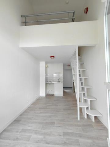 LES MINIMES – 24 RUE JEAN EFFEL – LA ROCHELLE – APPARTEMENT LOGT 11 – T1 – 1er ETAGE