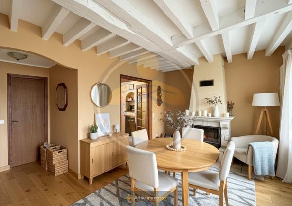 La Ferté-sous-Jouarre (77260) Maison de village T5 110 m² – 1 garage – 2 caves.