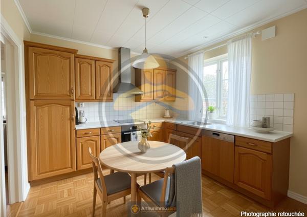 La Ferté-sous-Jouarre (77260) Maison de village T5 110 m² – 1 garage – 2 caves.