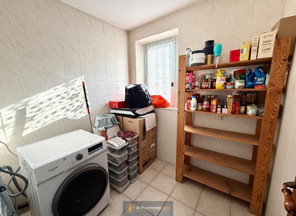 La Ferté-sous-Jouarre (77260) Maison de village T5 110 m² – 1 garage – 2 caves.