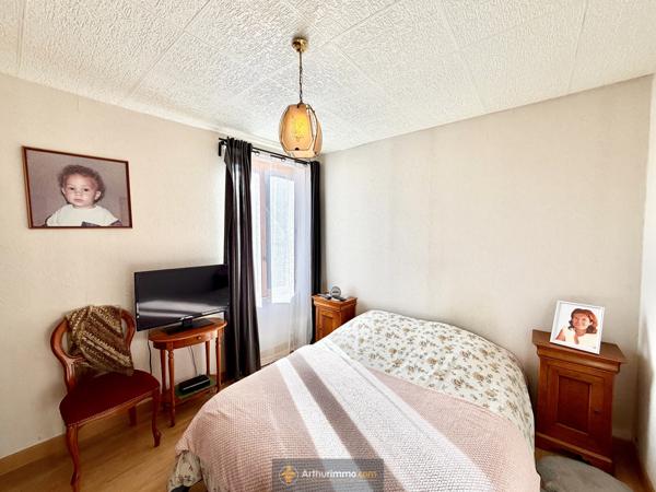 La Ferté-sous-Jouarre (77260) Maison de village T5 110 m² – 1 garage – 2 caves.