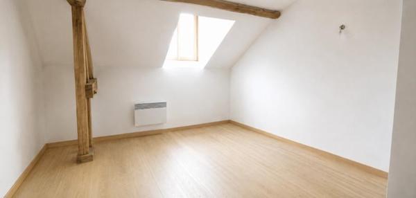 Maison à vendre 296 520 € Bourganeuf 9 p 323 m² DPE D