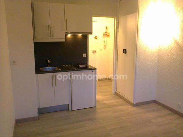 Appartement à louer 1 pièces CERGY (95)