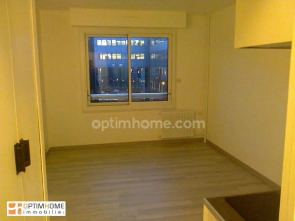 Appartement à louer 1 pièces CERGY (95)