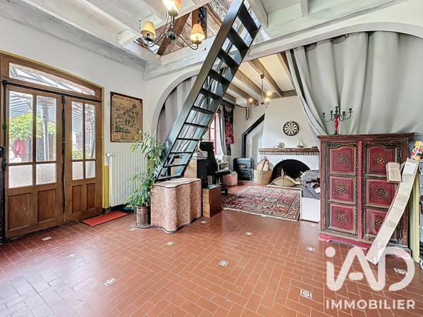 Maison à vendre 7 pièces 189 m² Saint-Ange-et-Torçay