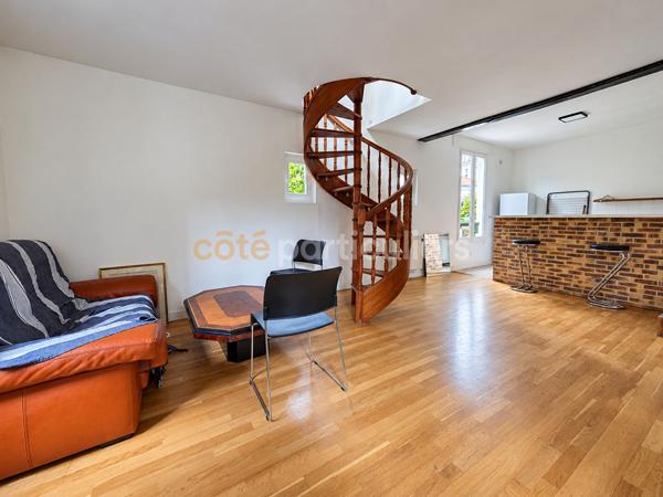 Location
                Appartement40,25 m² - 2 Pièces -
                    LE VESINET (78110)