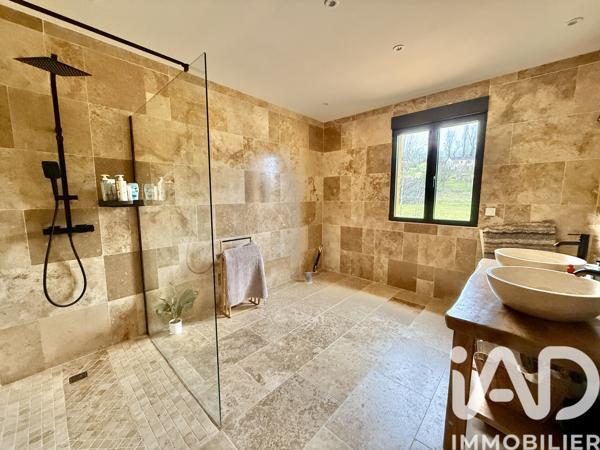 Maison à vendre 5 pièces 145 m² Sarlat-la-Canéda