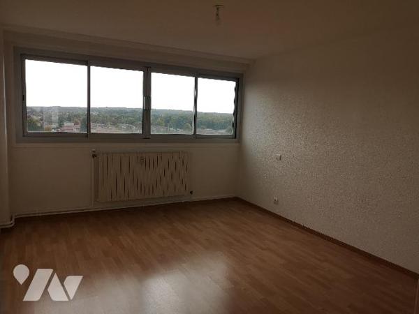 St-Dizier, proche centre-ville bel appartement de 108m2