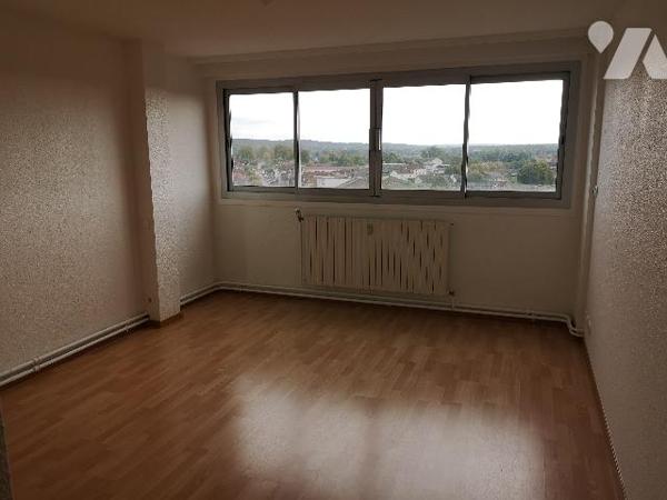 St-Dizier, proche centre-ville bel appartement de 108m2