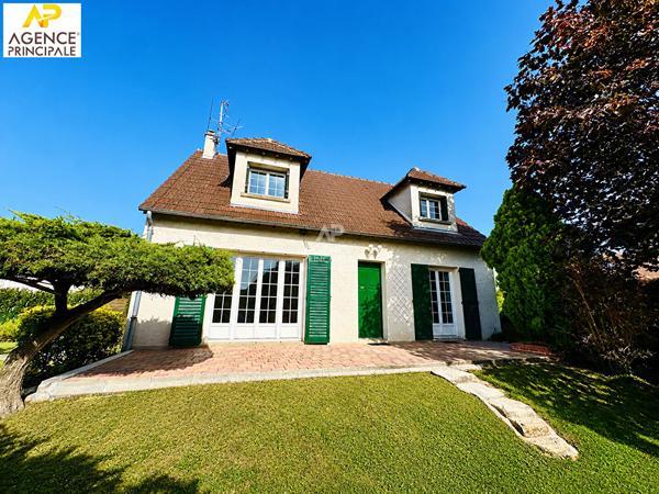 MAISON CONFLANS STE HONORINE - 6 PIÈCES - 120m² 514 500 € **  - Référence  8211