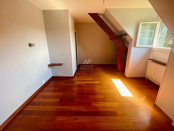 MAISON CONFLANS STE HONORINE - 6 PIÈCES - 120m² 514 500 € **  - Référence  8211