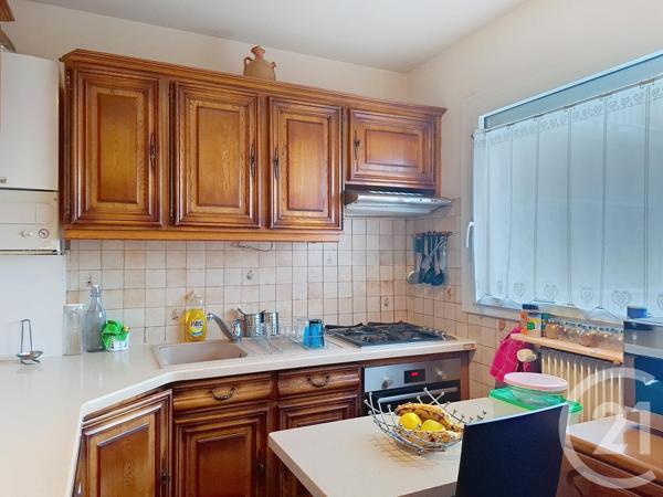 Appartement F5 à vendre  5 pièces - 109 m2 MELUN - 77