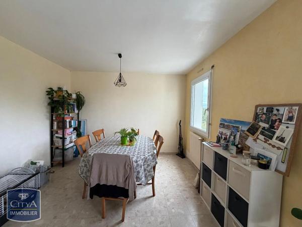Appartement à louer 2 pièces 61.48m² Quimper (29000)