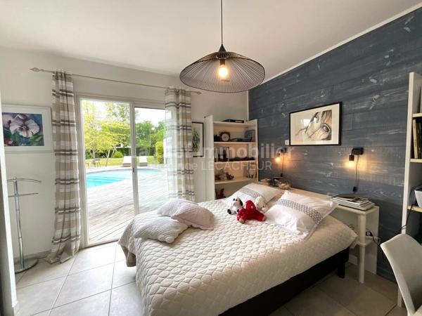 BOULIAC VILLA T6 235M² PLAIN-PIED, PISCINE, GARAGE