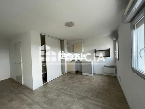 Location Studio 29.5 m² - 197 BD J.B. DE LA SALLE Rennes 35000