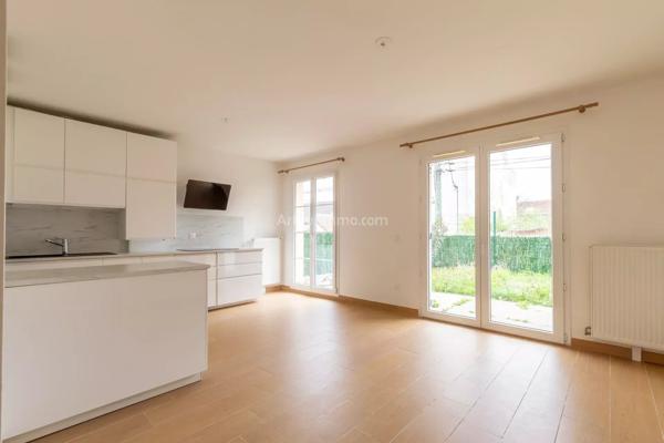 Vente                                                      Appartement
                        
                     3 pièces                      62 m2                     à Dampmart