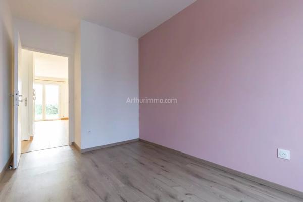 Vente                                                      Appartement
                        
                     3 pièces                      62 m2                     à Dampmart