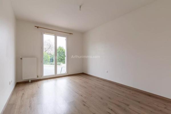 Vente                                                      Appartement
                        
                     3 pièces                      62 m2                     à Dampmart
