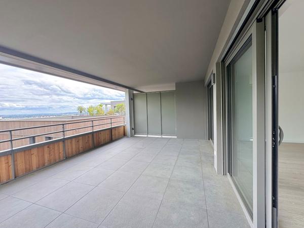 T3 de luxe de 85,86 m2 - Quartier Crève Coeur / 2 Terrasses + 3 parkings