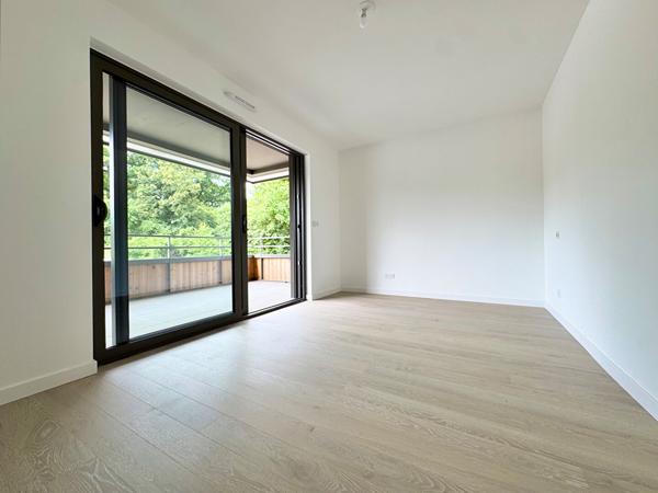 T3 de luxe de 85,86 m2 - Quartier Crève Coeur / 2 Terrasses + 3 parkings