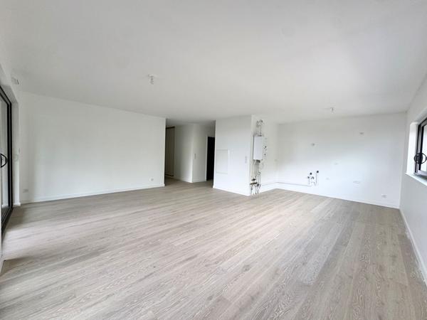 T3 de luxe de 85,86 m2 - Quartier Crève Coeur / 2 Terrasses + 3 parkings