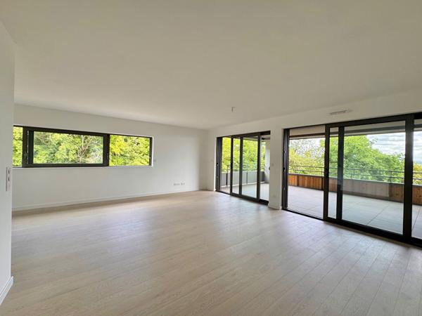 T3 de luxe de 85,86 m2 - Quartier Crève Coeur / 2 Terrasses + 3 parkings
