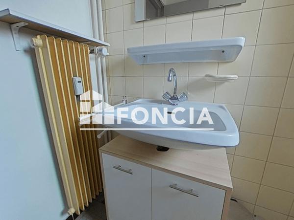 Location Studio 23.3 m² - 90 RUE DU CHATEAU ZU RHEIN Mulhouse 68200