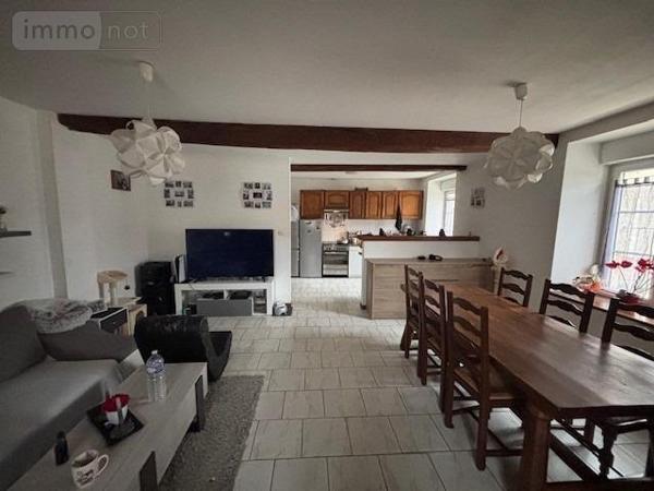 Immeuble à vendre à Mauregny-en-Haye dans l'Aisne (02820), ref : 02003-745