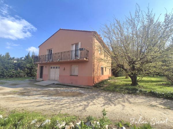 Villa 4 faces sur 1500m² de terrain