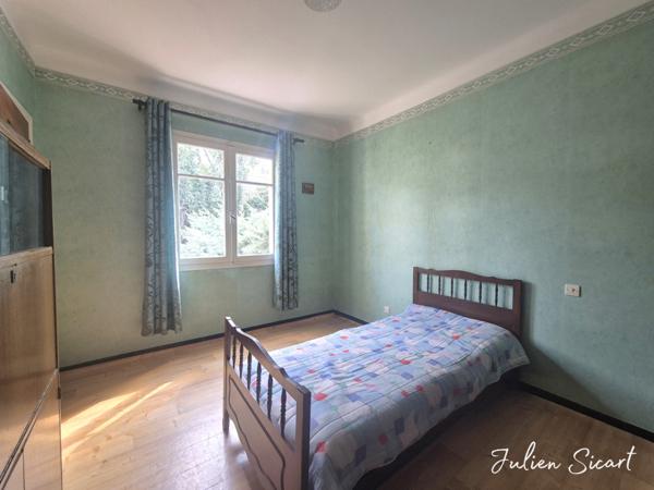 Villa 4 faces sur 1500m² de terrain