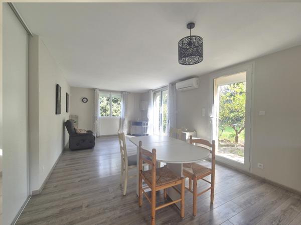 Villa 4 faces sur 1500m² de terrain