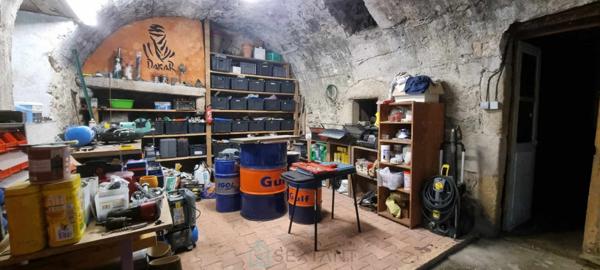 MAISON DE CARACTERE AUX MARTRES-DE-VEYRE, HAVRE DE PAIX FAMILIAL