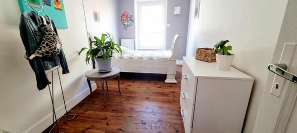 MAISON DE CARACTERE AUX MARTRES-DE-VEYRE, HAVRE DE PAIX FAMILIAL