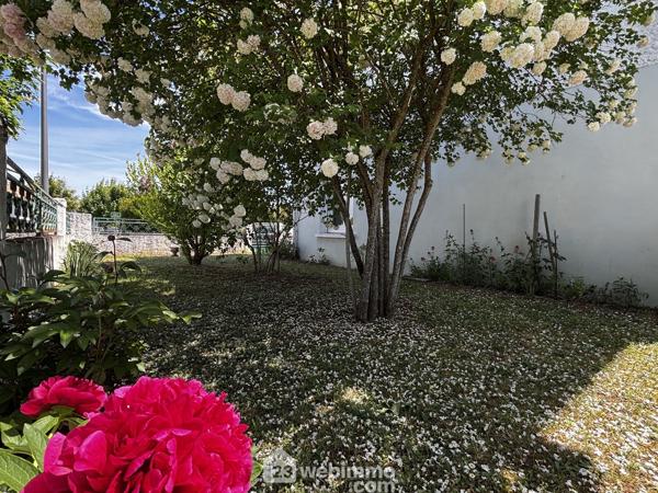 Maison 100 m² à Chasseneuil-du-Poitou 86360