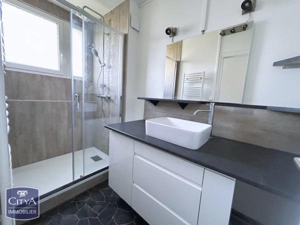 Appartement à vendre 5 pièces 75.91m² Le Mans (72100)